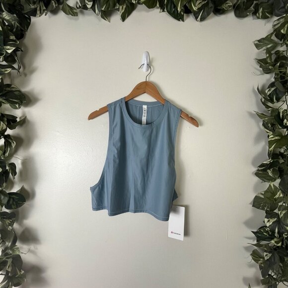 Lululemon Athletic Muscle Love Crop Tank Top Tough Blue NWT Women’s Size 10 - Picture 1 of 6